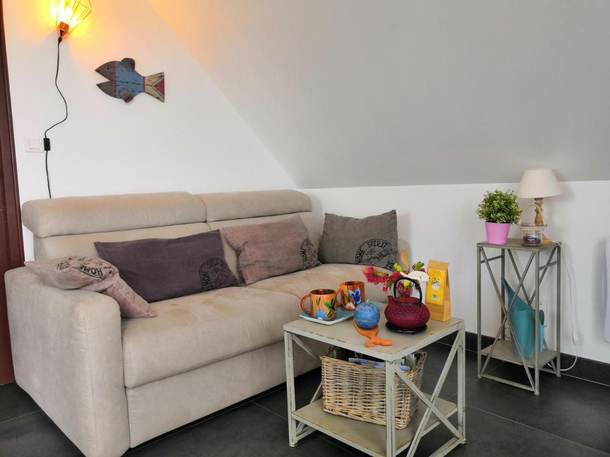 Roulotte Gites O Bien-Etre Massage Spa Sejour Bien-Etre En Hebergement Insolite Roulotte Karantez Ou En Gites Melon Ou Yock A 800 M Des Plages Maison D'Hote Drogou Porspoder Exterior foto