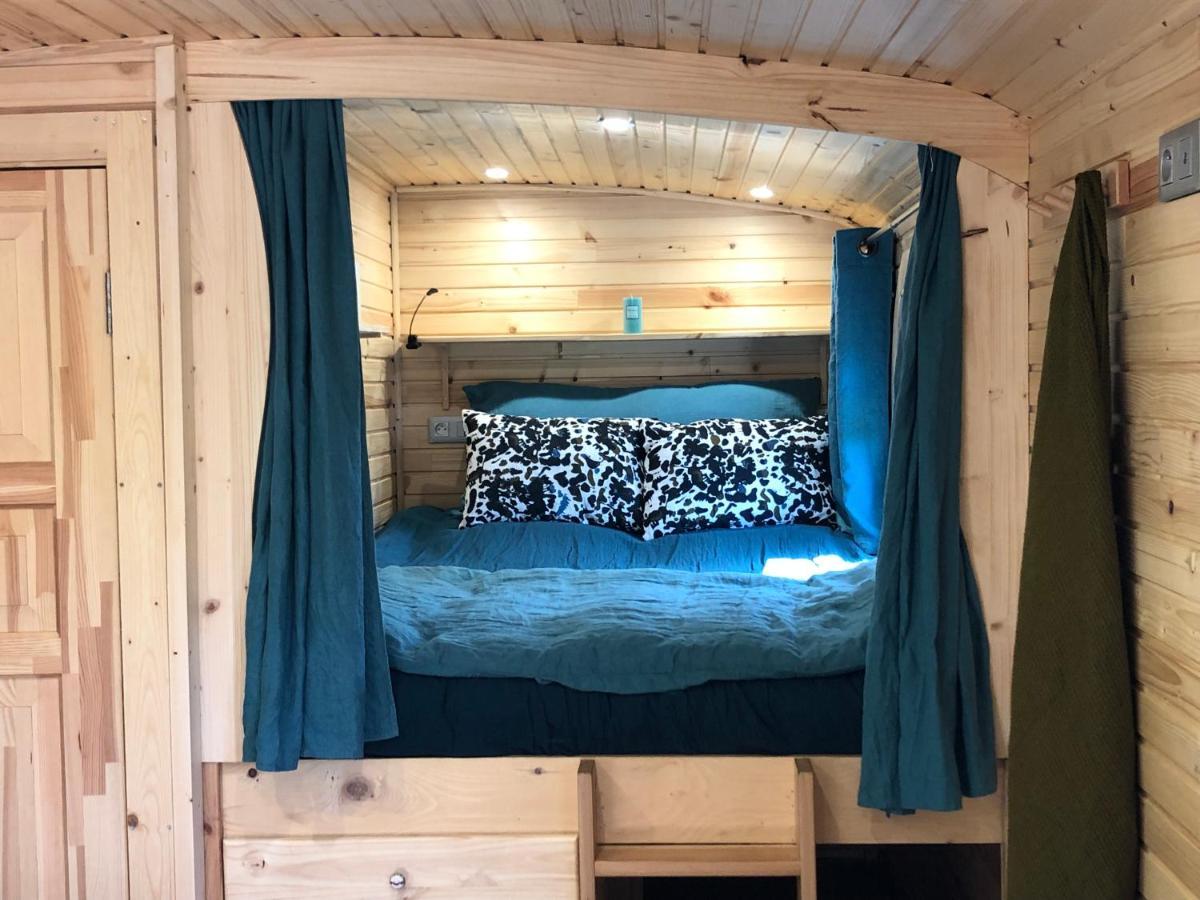 Roulotte Gites O Bien-Etre Massage Spa Sejour Bien-Etre En Hebergement Insolite Roulotte Karantez Ou En Gites Melon Ou Yock A 800 M Des Plages Maison D'Hote Drogou Porspoder Exterior foto