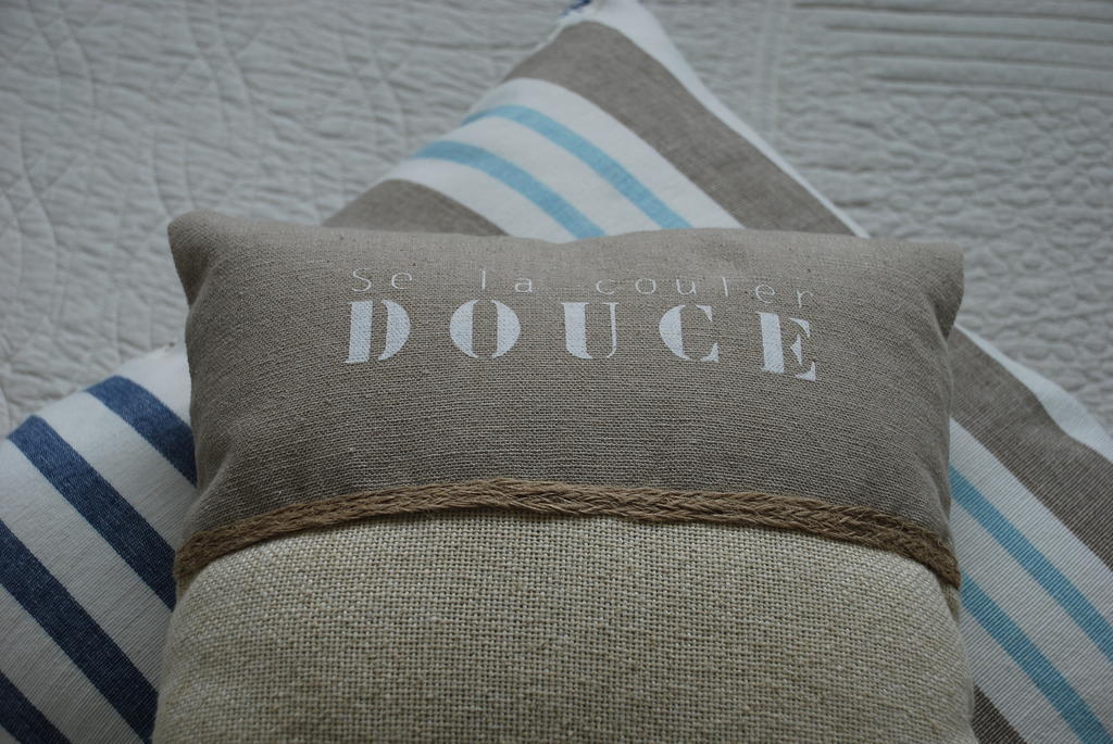 Roulotte Gites O Bien-Etre Massage Spa Sejour Bien-Etre En Hebergement Insolite Roulotte Karantez Ou En Gites Melon Ou Yock A 800 M Des Plages Maison D'Hote Drogou Porspoder Cameră foto
